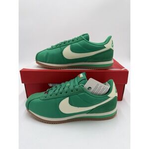 Nike Cortez DZ2795-301 Women's Shoes Green/White/Gum Size 8 Retro New